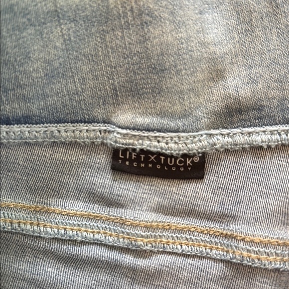 NYDJ Sculpt-Her Size Large Light Blue Wide Leg Denim Jeans - Picture 6 of 11